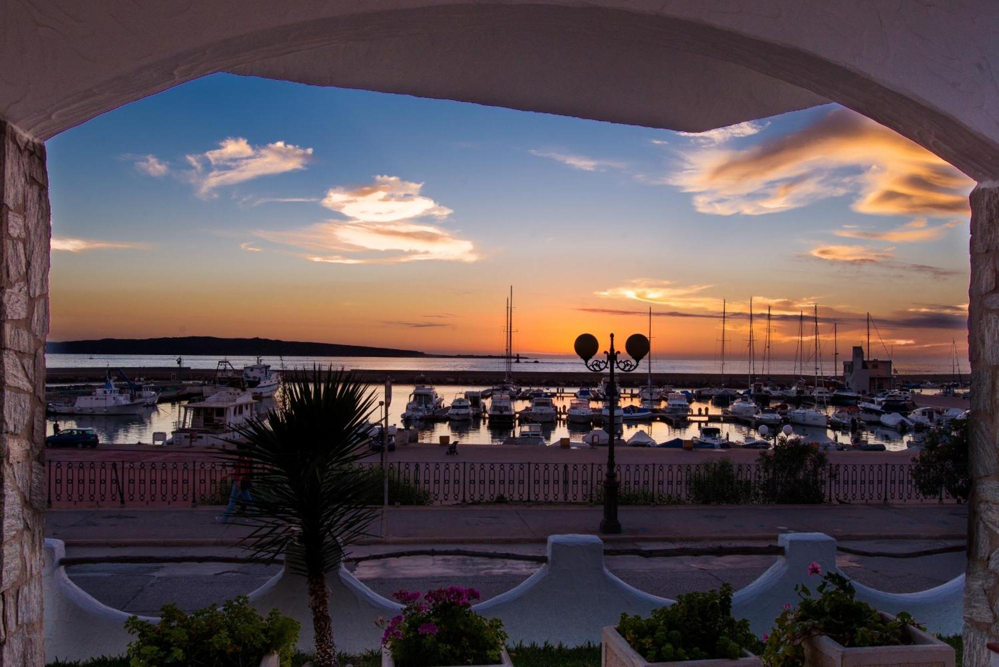 B&B Sa Cruxitta Portoscuso Exteriér fotografie